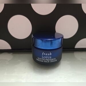 ✨️2/$40 ✨️Fresh Lotus Youth Cream✨️